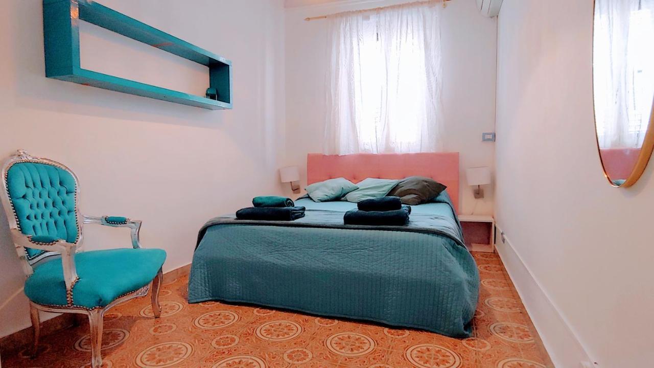 Flat 13 Apartment Катания Екстериор снимка